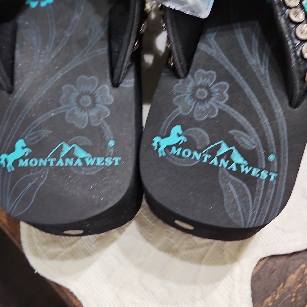 Montana West Black and Turquoise Beaded Sandals - Picture 3 of 6